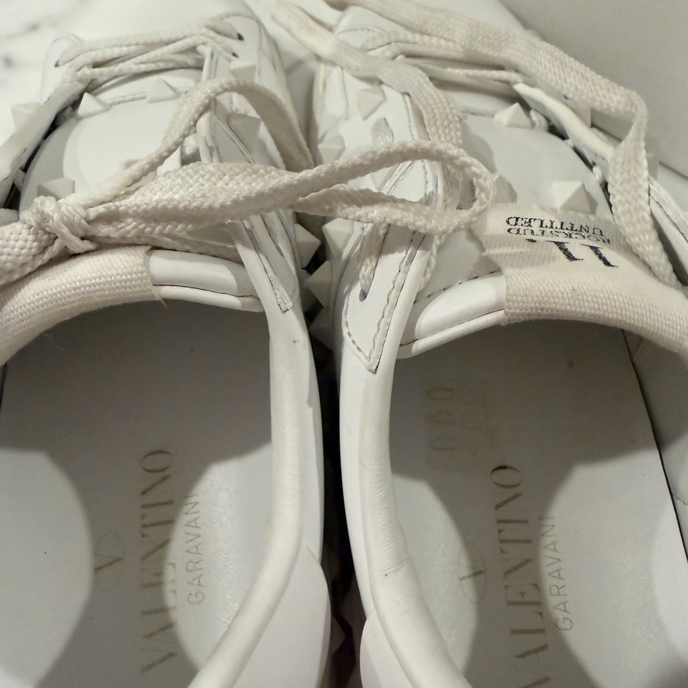Valentino Garavani 11. Rockstud Untitled White Sneakers Size 38 - Picture 5 of 11